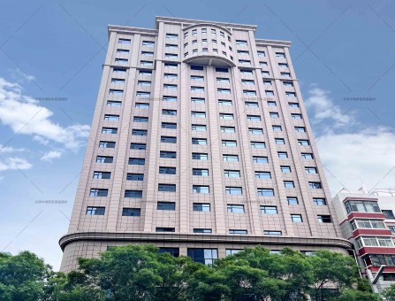 兰州市公安局金盾大厦改造项目，选用水包砂保温装饰一体板。